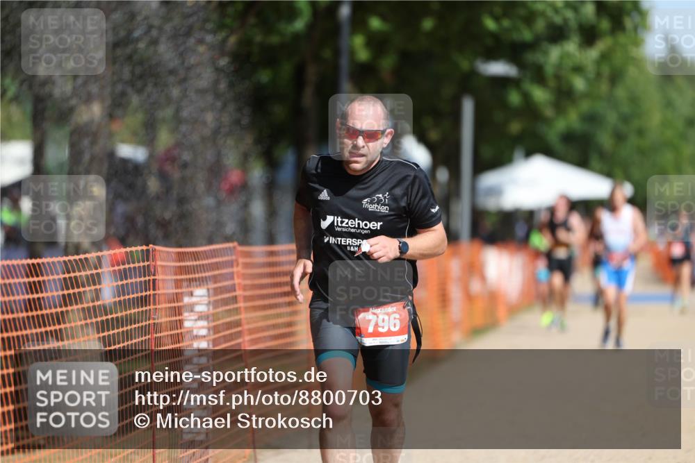 07.09.2025 - 19. Norderstedt Triathlon Michael Strokosch http://msf.ph/oto/8800703 07.09.2025 12:01:17 Laufen 796 meine-sportfotos.de