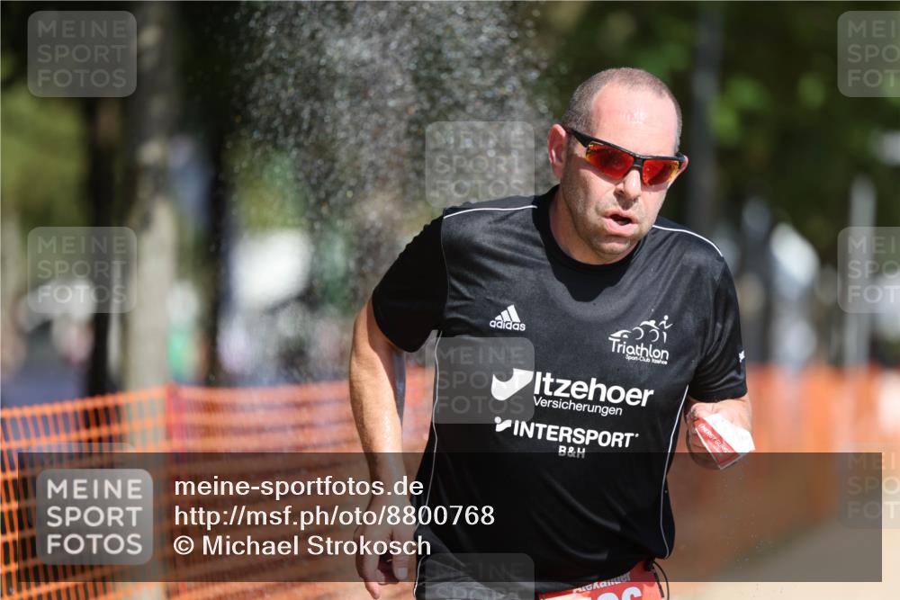 07.09.2025 - 19. Norderstedt Triathlon Michael Strokosch http://msf.ph/oto/8800768 07.09.2025 12:01:19 Laufen 796, 1208, 1348 meine-sportfotos.de