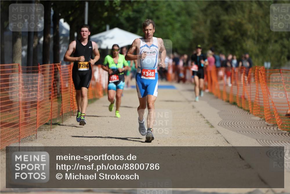 07.09.2025 - 19. Norderstedt Triathlon Michael Strokosch http://msf.ph/oto/8800786 07.09.2025 12:01:22 Laufen 770, 1208, 1348 meine-sportfotos.de