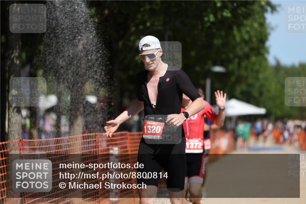 07.09.2025 - 19. Norderstedt Triathlon Michael Strokosch http://msf.ph/oto/8800814 07.09.2025 12:30:58 Laufen 710, 1300, 1320, 1372 meine-sportfotos.de