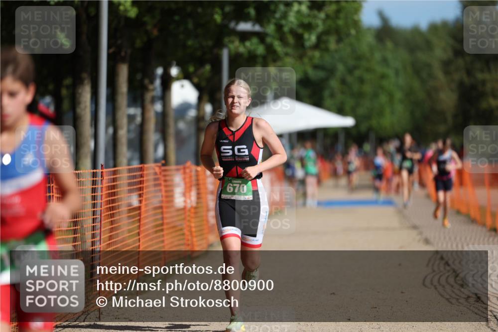 07.09.2025 - 19. Norderstedt Triathlon Michael Strokosch http://msf.ph/oto/8800900 07.09.2025 10:57:51 Laufen 60, 108, 115, 638, 670 meine-sportfotos.de