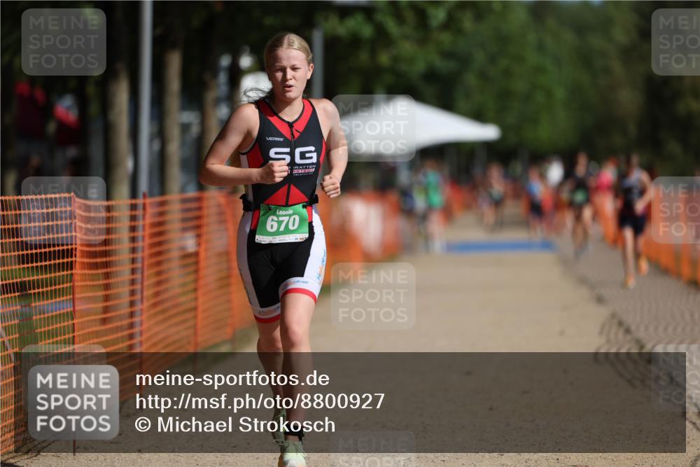07.09.2025 - 19. Norderstedt Triathlon Michael Strokosch http://msf.ph/oto/8800927 07.09.2025 10:57:52 Laufen 60, 108, 115, 638, 670 meine-sportfotos.de