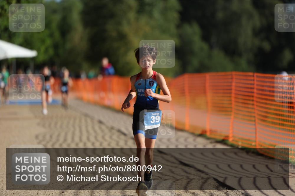 07.09.2025 - 19. Norderstedt Triathlon Michael Strokosch http://msf.ph/oto/8800942 07.09.2025 09:15:01 Laufen 17, 34, 39 meine-sportfotos.de