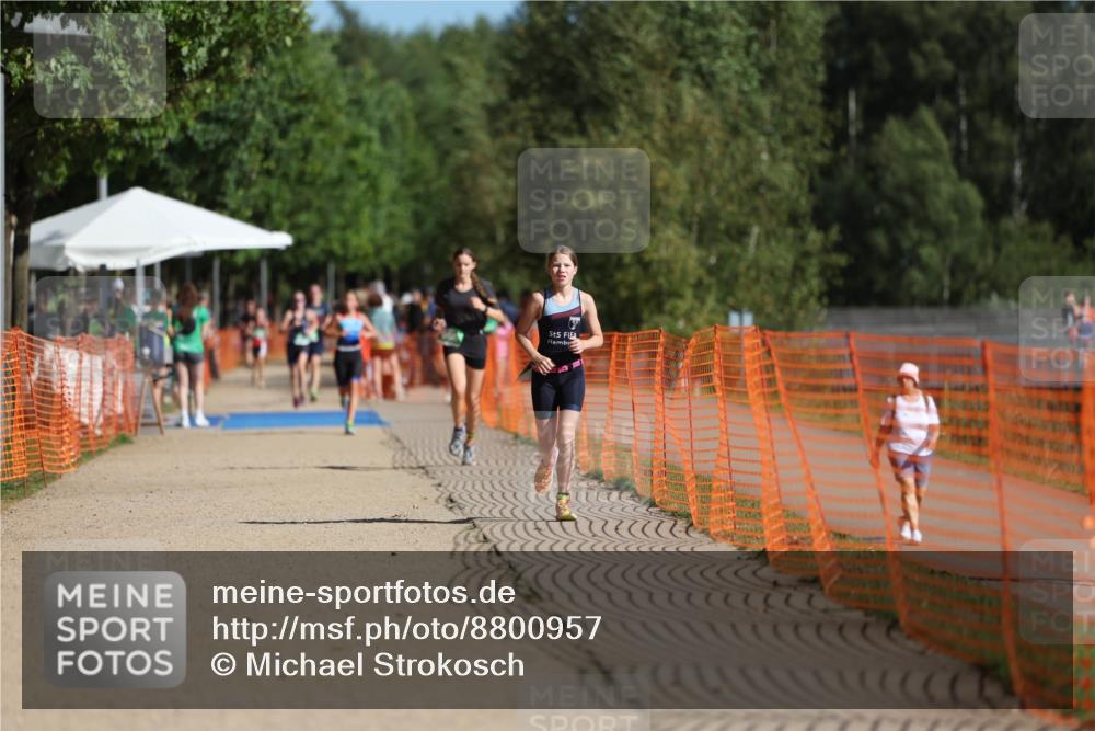 07.09.2025 - 19. Norderstedt Triathlon Michael Strokosch http://msf.ph/oto/8800957 07.09.2025 10:57:55 Laufen 108, 115, 670 meine-sportfotos.de