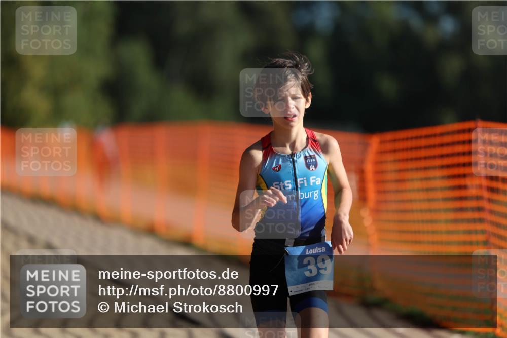 07.09.2025 - 19. Norderstedt Triathlon Michael Strokosch http://msf.ph/oto/8800997 07.09.2025 09:15:03 Laufen 34, 39 meine-sportfotos.de