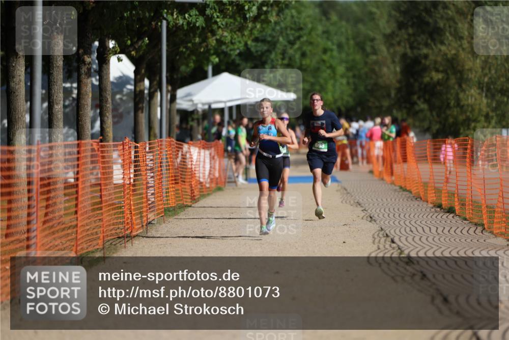 07.09.2025 - 19. Norderstedt Triathlon Michael Strokosch http://msf.ph/oto/8801073 07.09.2025 10:58:05 Laufen 57, 59, 666, 693 meine-sportfotos.de