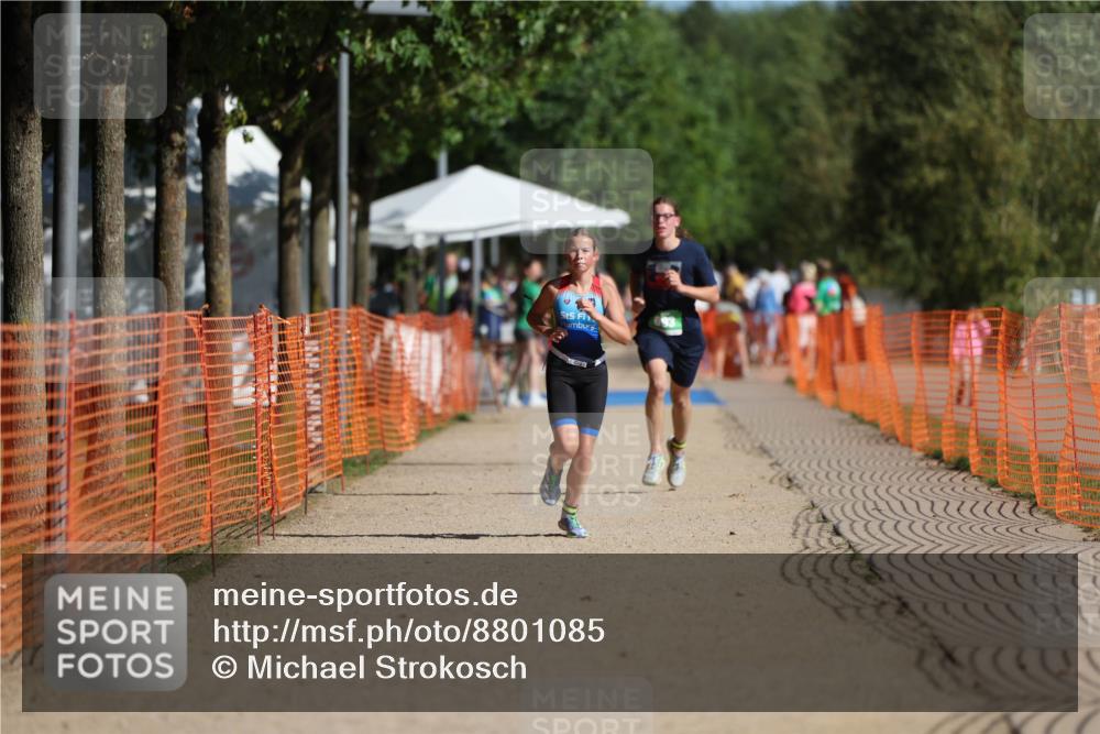 07.09.2025 - 19. Norderstedt Triathlon Michael Strokosch http://msf.ph/oto/8801085 07.09.2025 10:58:06 Laufen 57, 59, 666, 693 meine-sportfotos.de