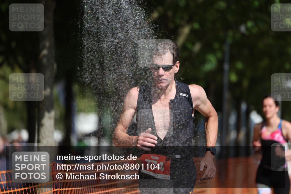 07.09.2025 - 19. Norderstedt Triathlon Michael Strokosch http://msf.ph/oto/8801104 07.09.2025 12:01:36 Laufen 148, 774, 1178, 1301, 1332, 1334 meine-sportfotos.de
