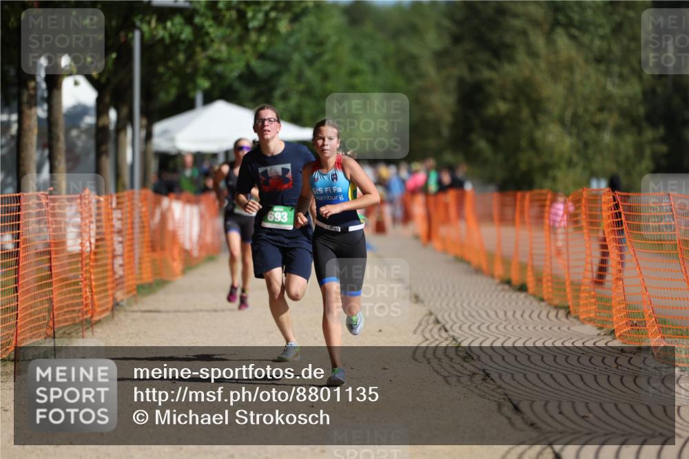 07.09.2025 - 19. Norderstedt Triathlon Michael Strokosch http://msf.ph/oto/8801135 07.09.2025 10:58:08 Laufen 57, 59, 643, 666, 693 meine-sportfotos.de