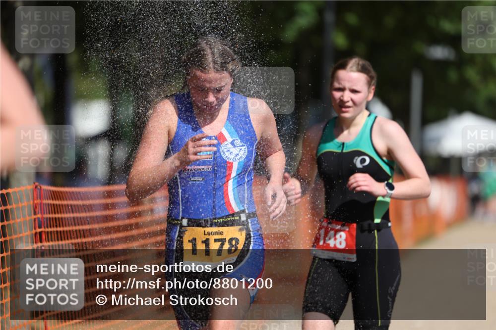 07.09.2025 - 19. Norderstedt Triathlon Michael Strokosch http://msf.ph/oto/8801200 07.09.2025 12:01:40 Laufen 148, 774, 1178, 1334 meine-sportfotos.de
