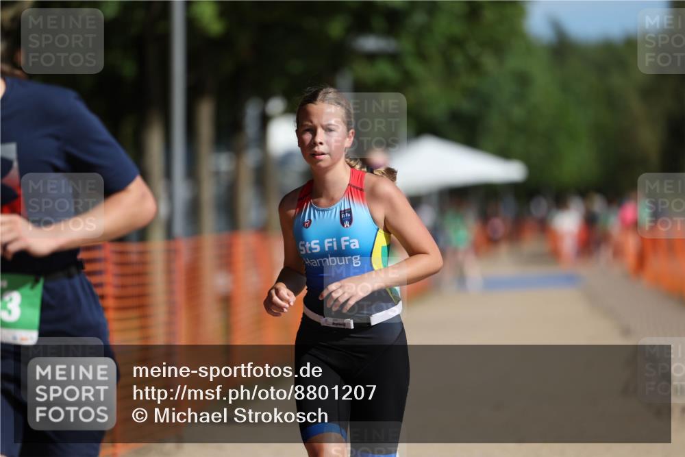 07.09.2025 - 19. Norderstedt Triathlon Michael Strokosch http://msf.ph/oto/8801207 07.09.2025 10:58:12 Laufen 57, 129, 643, 693 meine-sportfotos.de
