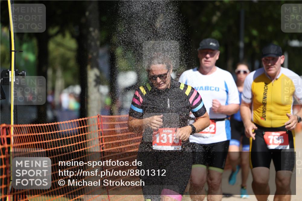 07.09.2025 - 19. Norderstedt Triathlon Michael Strokosch http://msf.ph/oto/8801312 07.09.2025 12:31:51 Laufen 168, 795, 1282, 1315 meine-sportfotos.de