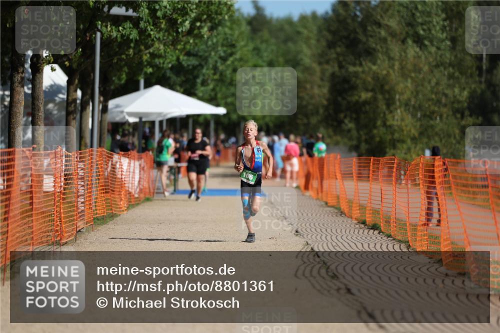 07.09.2025 - 19. Norderstedt Triathlon Michael Strokosch http://msf.ph/oto/8801361 07.09.2025 10:58:33 Laufen 106 meine-sportfotos.de
