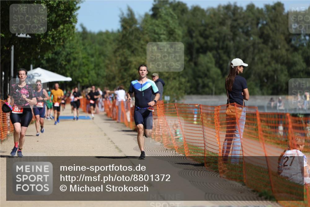 07.09.2025 - 19. Norderstedt Triathlon Michael Strokosch http://msf.ph/oto/8801372 07.09.2025 12:32:03 Laufen 201, 741 meine-sportfotos.de