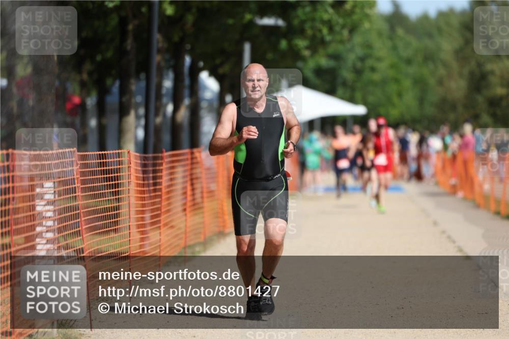07.09.2025 - 19. Norderstedt Triathlon Michael Strokosch http://msf.ph/oto/8801427 07.09.2025 12:02:19 Laufen 1190, 1217, 1218 meine-sportfotos.de