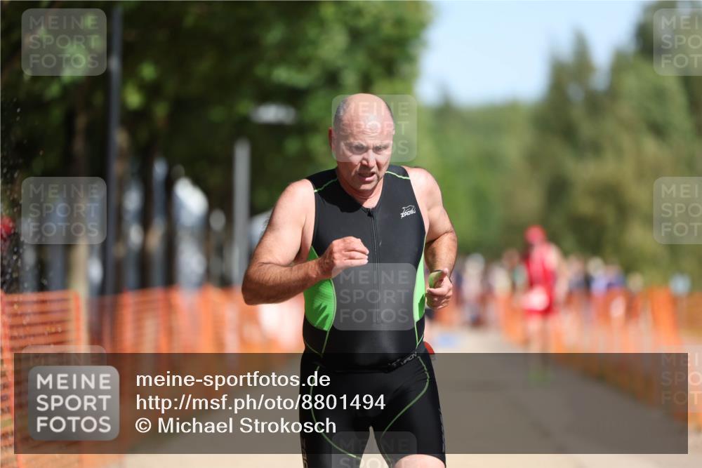 07.09.2025 - 19. Norderstedt Triathlon Michael Strokosch http://msf.ph/oto/8801494 07.09.2025 12:02:21 Laufen 1217 meine-sportfotos.de