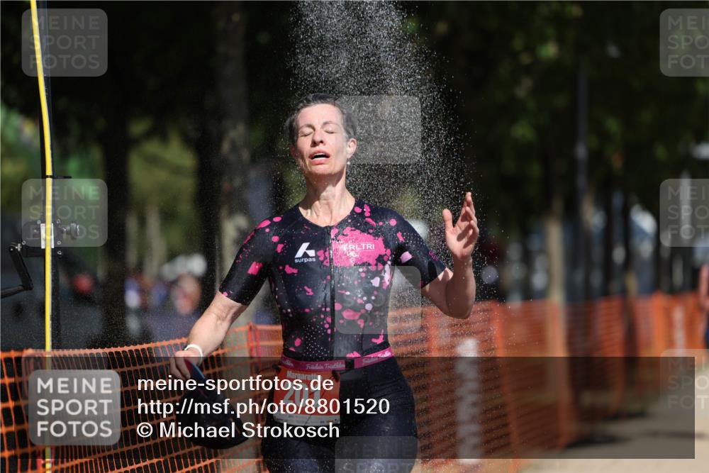 07.09.2025 - 19. Norderstedt Triathlon Michael Strokosch http://msf.ph/oto/8801520 07.09.2025 12:32:09 Laufen 164, 201, 216, 741 meine-sportfotos.de