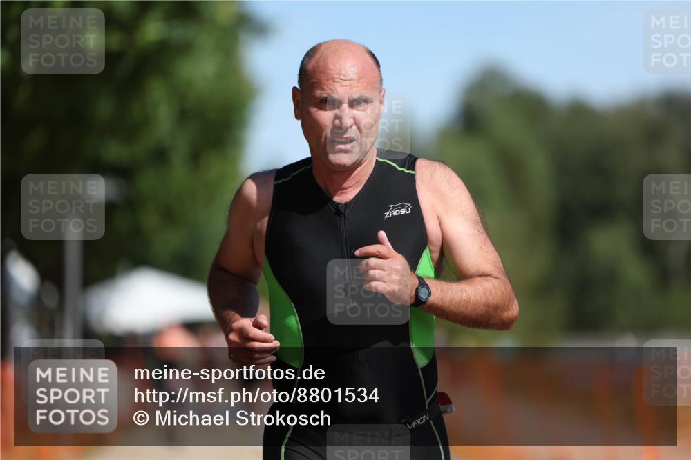 07.09.2025 - 19. Norderstedt Triathlon Michael Strokosch http://msf.ph/oto/8801534 07.09.2025 12:02:22 Laufen 1217 meine-sportfotos.de