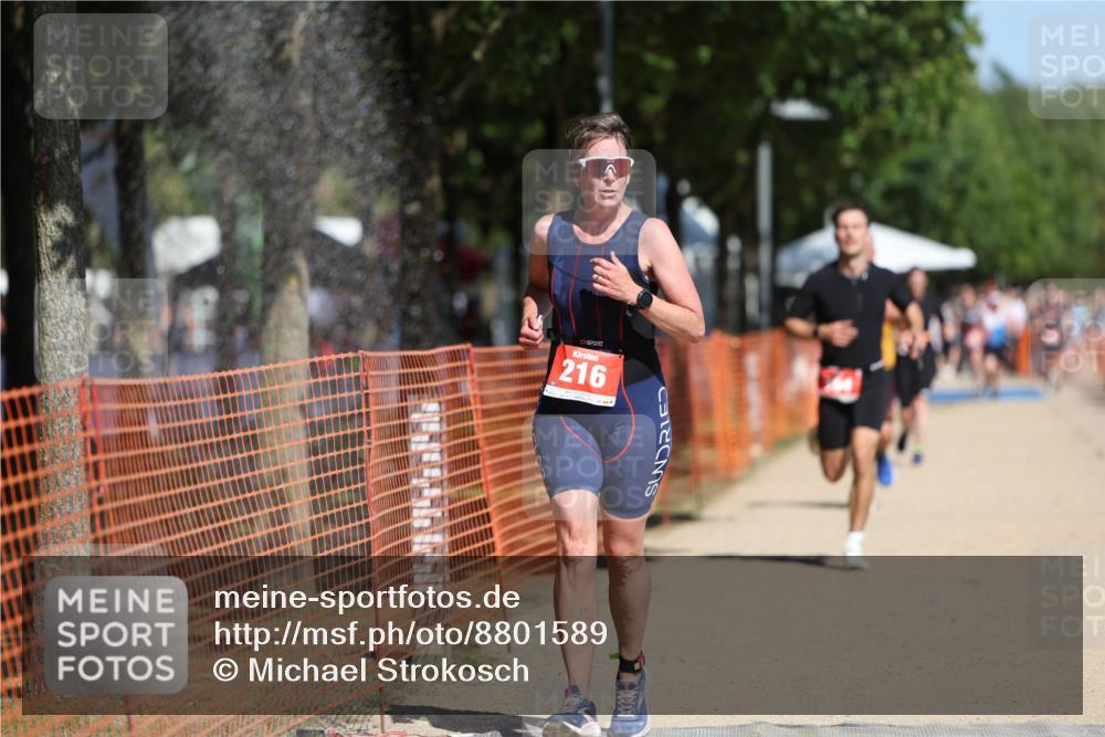 07.09.2025 - 19. Norderstedt Triathlon Michael Strokosch http://msf.ph/oto/8801589 07.09.2025 12:32:13 Laufen 164, 216, 234 meine-sportfotos.de