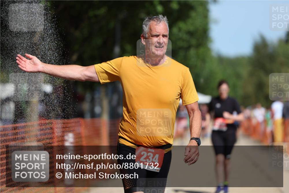 07.09.2025 - 19. Norderstedt Triathlon Michael Strokosch http://msf.ph/oto/8801732 07.09.2025 12:32:22 Laufen 234, 1349 meine-sportfotos.de