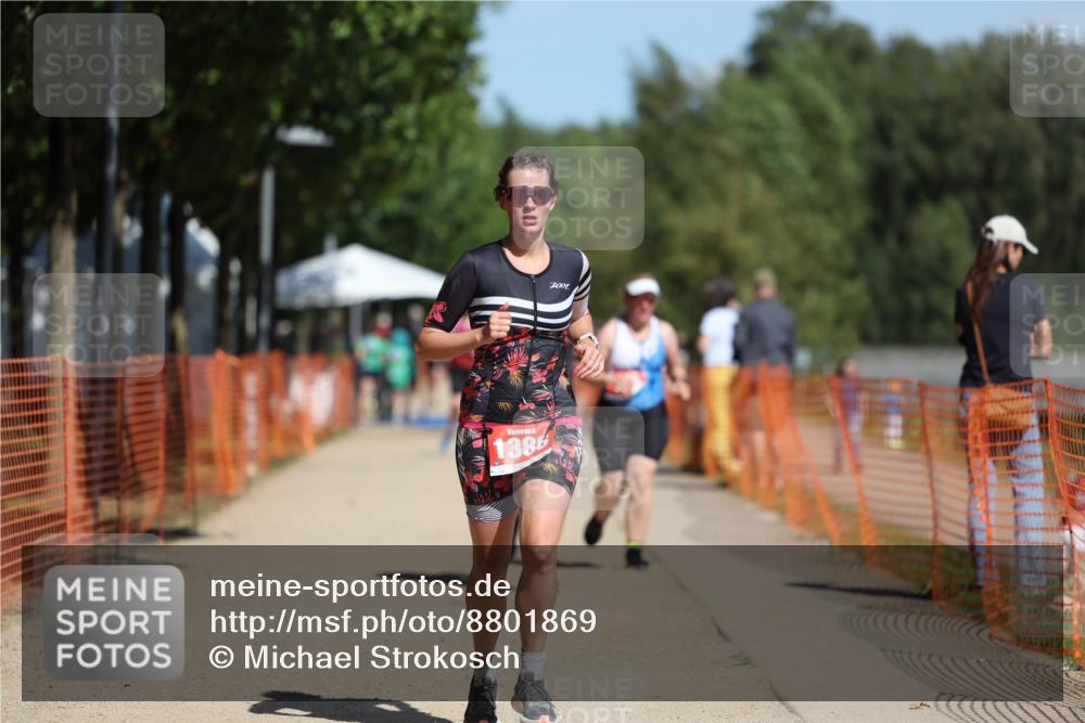 07.09.2025 - 19. Norderstedt Triathlon Michael Strokosch http://msf.ph/oto/8801869 07.09.2025 12:32:32 Laufen 779, 1370, 1386 meine-sportfotos.de