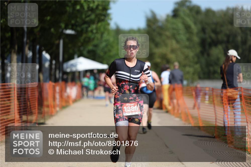 07.09.2025 - 19. Norderstedt Triathlon Michael Strokosch http://msf.ph/oto/8801876 07.09.2025 12:32:32 Laufen 779, 1370, 1386 meine-sportfotos.de