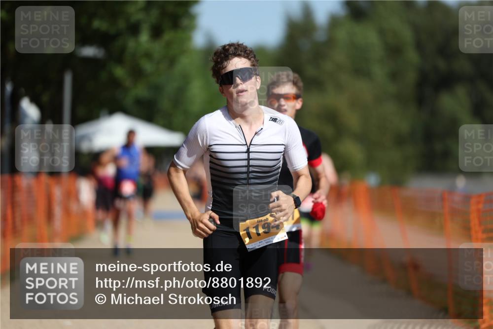 07.09.2025 - 19. Norderstedt Triathlon Michael Strokosch http://msf.ph/oto/8801892 07.09.2025 12:02:50 Laufen 775, 784, 1194, 1207 meine-sportfotos.de