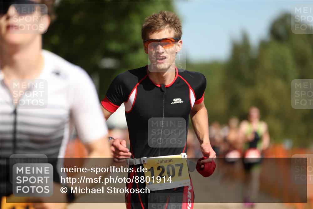 07.09.2025 - 19. Norderstedt Triathlon Michael Strokosch http://msf.ph/oto/8801914 07.09.2025 12:02:51 Laufen 775, 784, 1194, 1207 meine-sportfotos.de