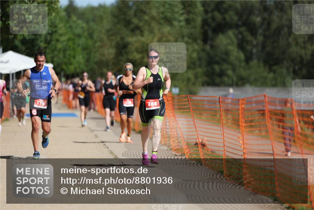 07.09.2025 - 19. Norderstedt Triathlon Michael Strokosch http://msf.ph/oto/8801936 07.09.2025 12:02:52 Laufen 199, 775, 784, 1194, 1207 meine-sportfotos.de