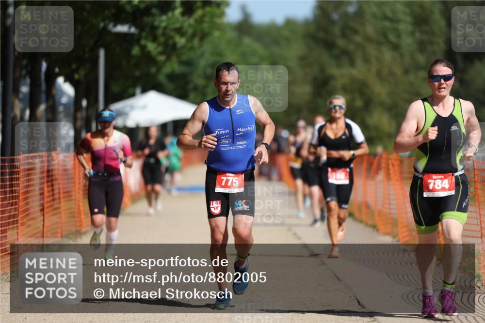 07.09.2025 - 19. Norderstedt Triathlon Michael Strokosch http://msf.ph/oto/8802005 07.09.2025 12:02:55 Laufen 186, 199, 775, 784, 1207 meine-sportfotos.de