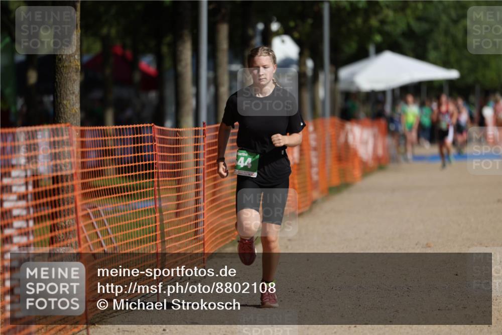 07.09.2025 - 19. Norderstedt Triathlon Michael Strokosch http://msf.ph/oto/8802108 07.09.2025 10:59:34 Laufen 644 meine-sportfotos.de