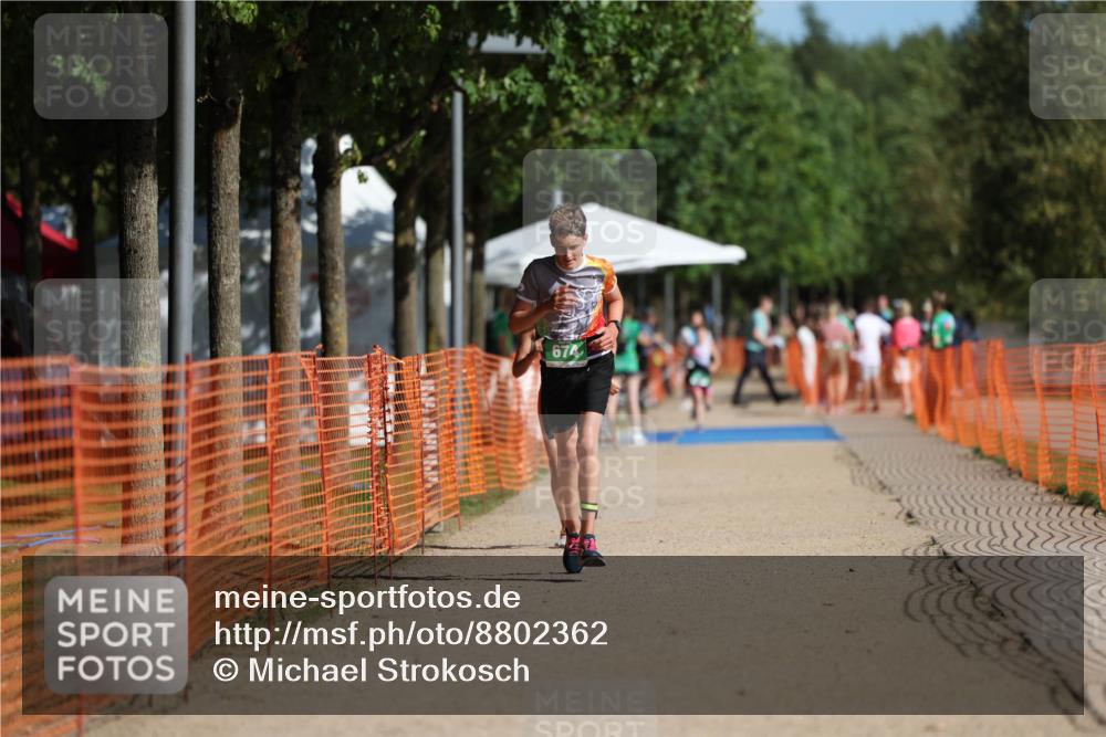 07.09.2025 - 19. Norderstedt Triathlon Michael Strokosch http://msf.ph/oto/8802362 07.09.2025 11:00:00 Laufen 91, 674, 681, 683 meine-sportfotos.de