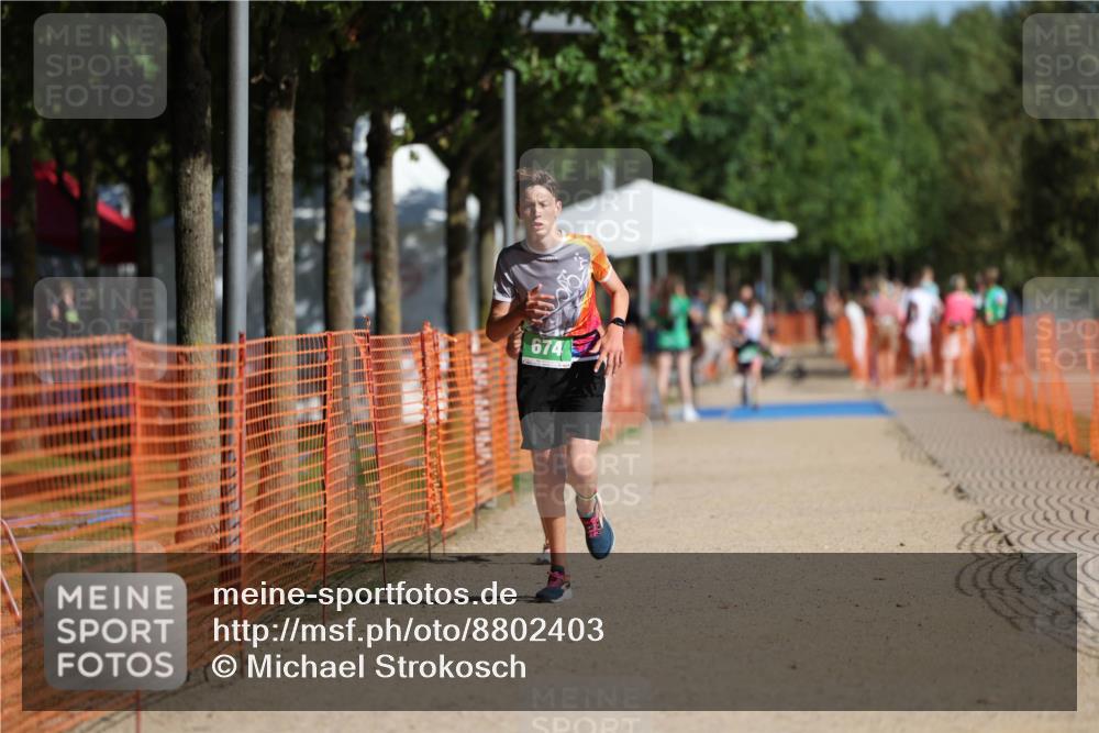 07.09.2025 - 19. Norderstedt Triathlon Michael Strokosch http://msf.ph/oto/8802403 07.09.2025 11:00:02 Laufen 91, 674, 683 meine-sportfotos.de
