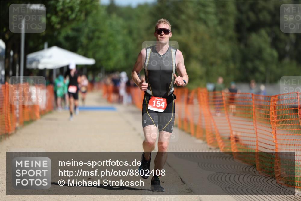 07.09.2025 - 19. Norderstedt Triathlon Michael Strokosch http://msf.ph/oto/8802408 07.09.2025 12:03:23 Laufen 154 meine-sportfotos.de