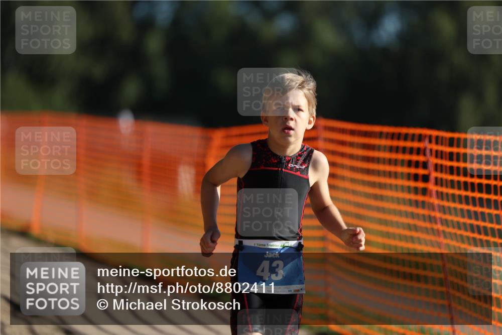 07.09.2025 - 19. Norderstedt Triathlon Michael Strokosch http://msf.ph/oto/8802411 07.09.2025 09:16:57 Laufen 43 meine-sportfotos.de