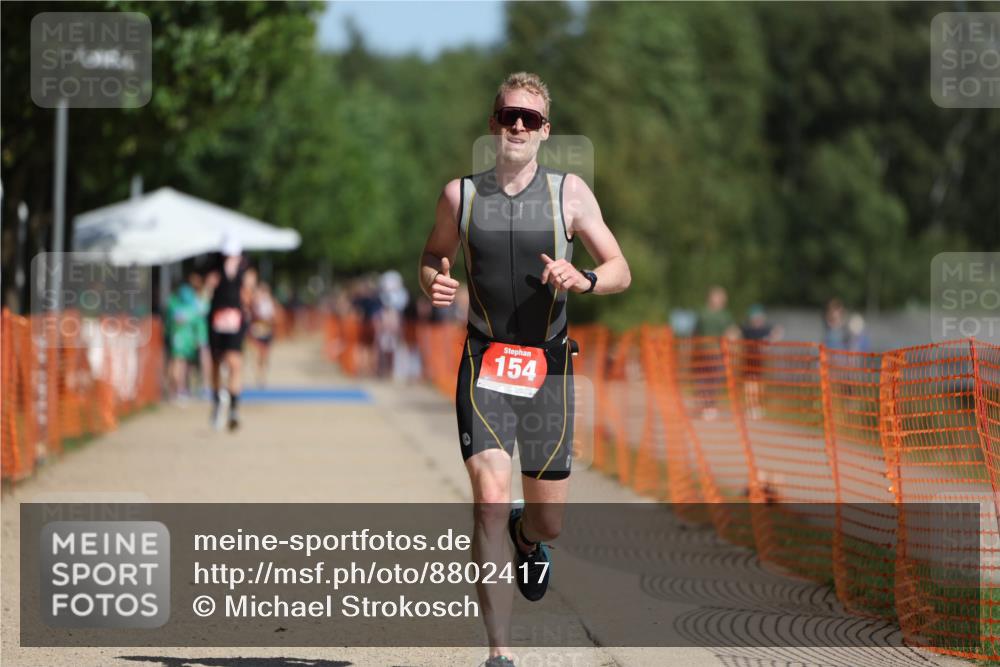 07.09.2025 - 19. Norderstedt Triathlon Michael Strokosch http://msf.ph/oto/8802417 07.09.2025 12:03:23 Laufen 154 meine-sportfotos.de