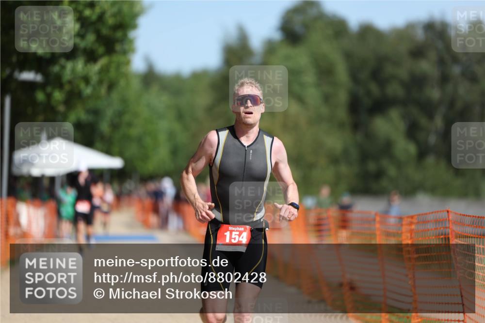 07.09.2025 - 19. Norderstedt Triathlon Michael Strokosch http://msf.ph/oto/8802428 07.09.2025 12:03:23 Laufen 154 meine-sportfotos.de
