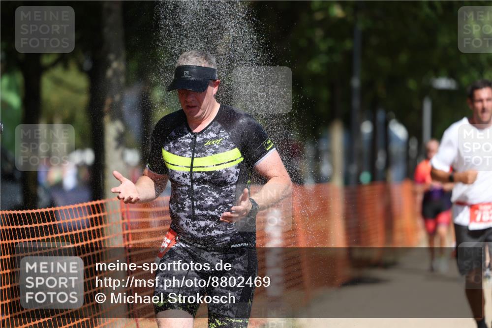 07.09.2025 - 19. Norderstedt Triathlon Michael Strokosch http://msf.ph/oto/8802469 07.09.2025 12:33:24 Laufen 191, 210, 714, 782, 815, 1247, 1265, 1329 meine-sportfotos.de