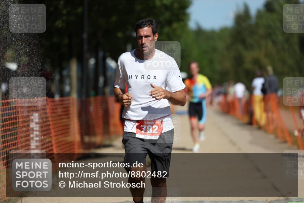 07.09.2025 - 19. Norderstedt Triathlon Michael Strokosch http://msf.ph/oto/8802482 07.09.2025 12:33:25 Laufen 191, 210, 714, 782, 815, 1247, 1265, 1329 meine-sportfotos.de