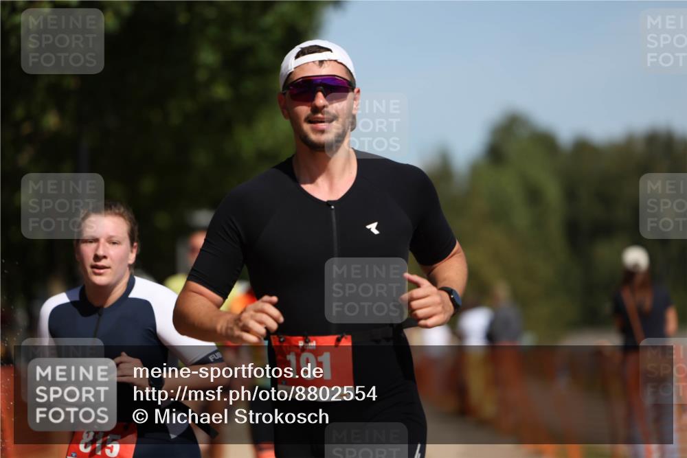 07.09.2025 - 19. Norderstedt Triathlon Michael Strokosch http://msf.ph/oto/8802554 07.09.2025 12:33:28 Laufen 191, 210, 714, 731, 782, 815, 1247, 1329 meine-sportfotos.de