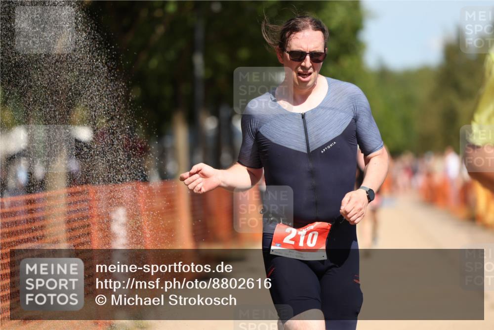 07.09.2025 - 19. Norderstedt Triathlon Michael Strokosch http://msf.ph/oto/8802616 07.09.2025 12:33:32 Laufen 191, 210, 714, 731, 815, 1247, 1272, 1329 meine-sportfotos.de
