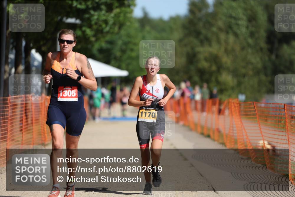 07.09.2025 - 19. Norderstedt Triathlon Michael Strokosch http://msf.ph/oto/8802619 07.09.2025 12:03:43 Laufen 1170, 1305 meine-sportfotos.de