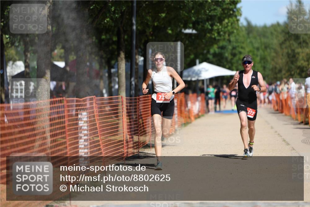 07.09.2025 - 19. Norderstedt Triathlon Michael Strokosch http://msf.ph/oto/8802625 07.09.2025 12:33:34 Laufen 210, 731, 1247, 1272 meine-sportfotos.de