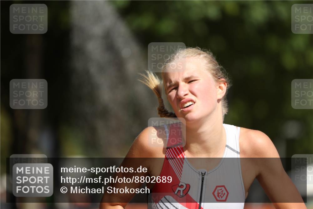 07.09.2025 - 19. Norderstedt Triathlon Michael Strokosch http://msf.ph/oto/8802689 07.09.2025 12:03:47 Laufen 1170, 1305 meine-sportfotos.de