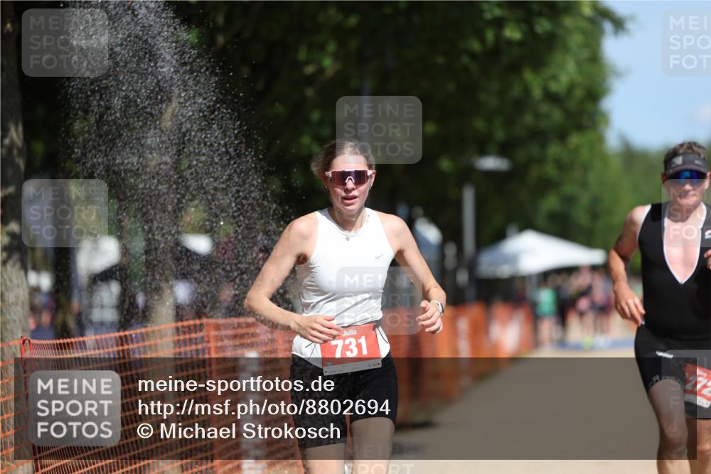 07.09.2025 - 19. Norderstedt Triathlon Michael Strokosch http://msf.ph/oto/8802694 07.09.2025 12:33:36 Laufen 731, 1272 meine-sportfotos.de