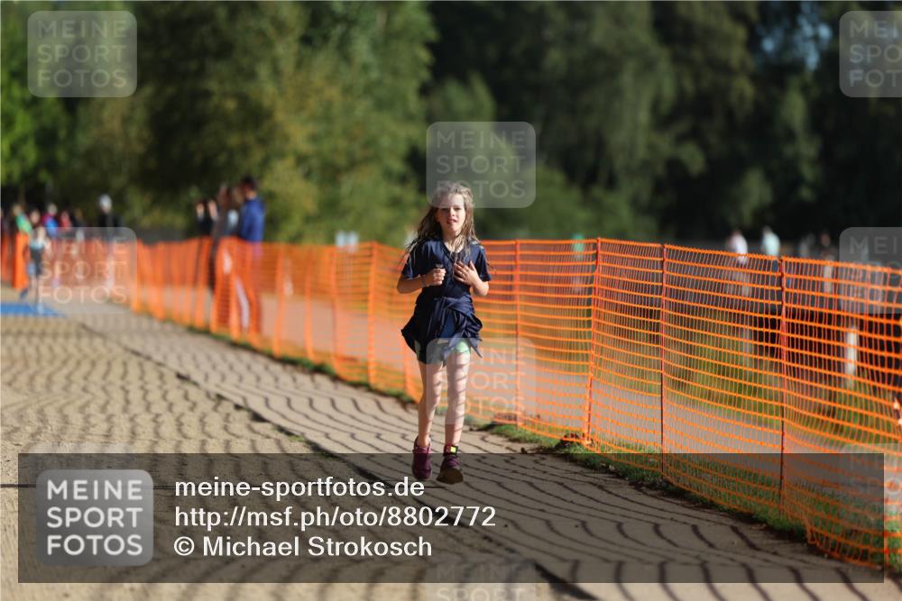 07.09.2025 - 19. Norderstedt Triathlon Michael Strokosch http://msf.ph/oto/8802772 07.09.2025 09:17:49 Laufen 18, 20 meine-sportfotos.de