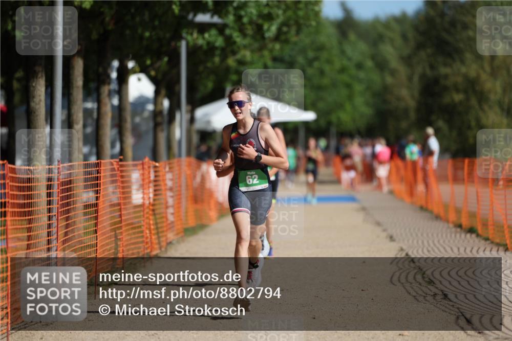 07.09.2025 - 19. Norderstedt Triathlon Michael Strokosch http://msf.ph/oto/8802794 07.09.2025 11:00:47 Laufen 62, 123, 127, 635 meine-sportfotos.de