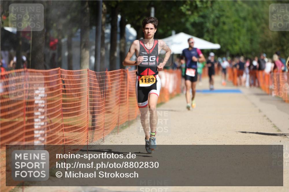 07.09.2025 - 19. Norderstedt Triathlon Michael Strokosch http://msf.ph/oto/8802830 07.09.2025 12:04:07 Laufen 279, 1183, 1278, 1306 meine-sportfotos.de