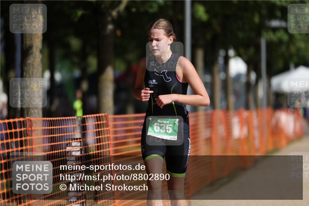 07.09.2025 - 19. Norderstedt Triathlon Michael Strokosch http://msf.ph/oto/8802890 07.09.2025 11:00:53 Laufen 62, 123, 635 meine-sportfotos.de