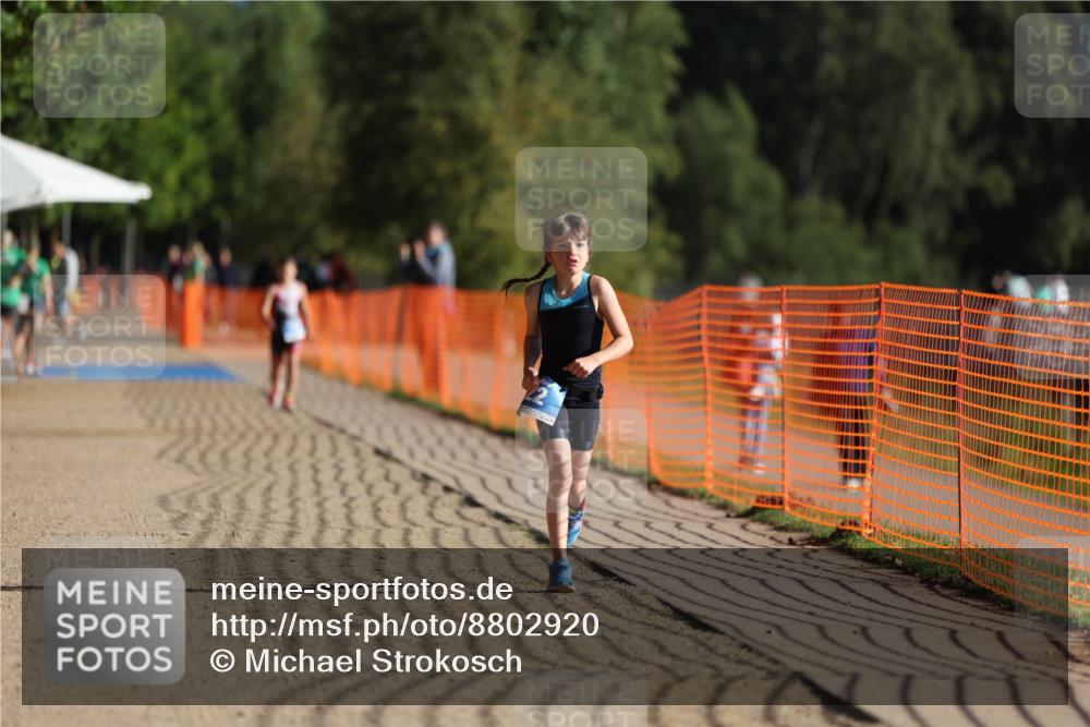 07.09.2025 - 19. Norderstedt Triathlon Michael Strokosch http://msf.ph/oto/8802920 07.09.2025 09:18:09 Laufen 22 meine-sportfotos.de